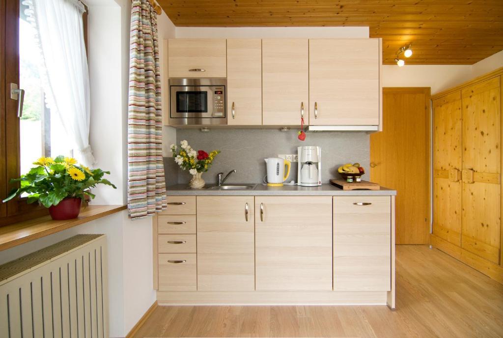 Haus Christl Reit Im Winkl, Kostenloser Parkplatz, 5 Minuten Zum Ortszentrum, Ruhige Lage, Wlan Pokoj fotografie